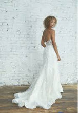 Load image into Gallery viewer, Kelly Faetanini "Lily", Salon Sample