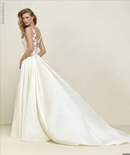 Load image into Gallery viewer, Pronovias "Dranoe", Salon Sample, with detachable skirt