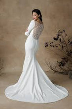 Load image into Gallery viewer, Justin Alexander 88319, Salon Sample