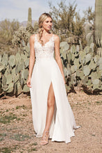 Load image into Gallery viewer, Lillian West 66154, Salon Sample