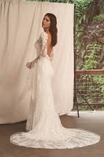 Load image into Gallery viewer, Lillian West style 66276, Salon Sample