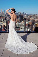 Load image into Gallery viewer, Justin Alexander Signature 99028, Salon Sample