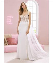 Load image into Gallery viewer, Pronovias "Lava", Salon Sample