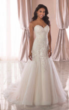Load image into Gallery viewer, Stella York, style 6764 Salon Sample