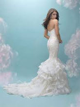 Load image into Gallery viewer, Allure 9456, Salon Sample