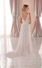 Load image into Gallery viewer, Stella York style 6940, Salon Sample in blush