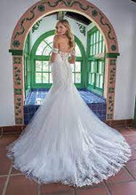 Load image into Gallery viewer, Jasmine style F211009, Salon Sample