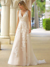 Load image into Gallery viewer, Randy Fenoli "Aspen", NEW with tags