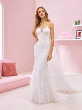 Load image into Gallery viewer, White One "Britney", Immaculate Salon Sample