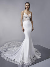 Load image into Gallery viewer, Enzoani "McKinley", Salon Sample