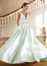 Load image into Gallery viewer, David Tutera 217215, Salon Sample