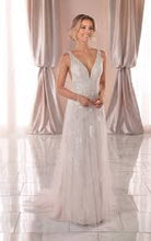 Load image into Gallery viewer, Stella York style 6940, Salon Sample in blush