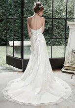 Load image into Gallery viewer, Maggie Sottero "Winstyn", Salon Sample