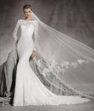 Load image into Gallery viewer, Pronovias, Salon Sample
