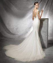 Load image into Gallery viewer, Pronovias"Tamar", Salon Sample