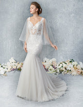 Load image into Gallery viewer, Kenneth Winston style 1844, Immaculate Salon Sample