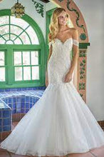 Load image into Gallery viewer, Jasmine style F211009, Salon Sample