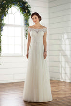 Load image into Gallery viewer, Essence of Australia D2446, Salon Sample