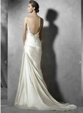 Load image into Gallery viewer, Pronovias "Prunella", Salon Sample