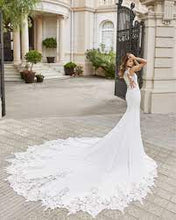 Load image into Gallery viewer, Rosa Clara "Tarik", Salon Sample