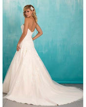 Load image into Gallery viewer, Allure 9314, Salon Sample