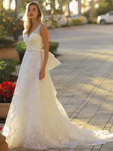 Load image into Gallery viewer, Randy Fenoli "Addison", NEW with tags