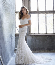 Load image into Gallery viewer, MoriLee "Kassia", Immaculate Salon Sample