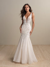 Load image into Gallery viewer, Abella "Nadine", Salon Sample