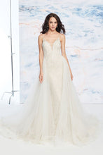 Load image into Gallery viewer, Justin Alexander 99063, Salon Sample